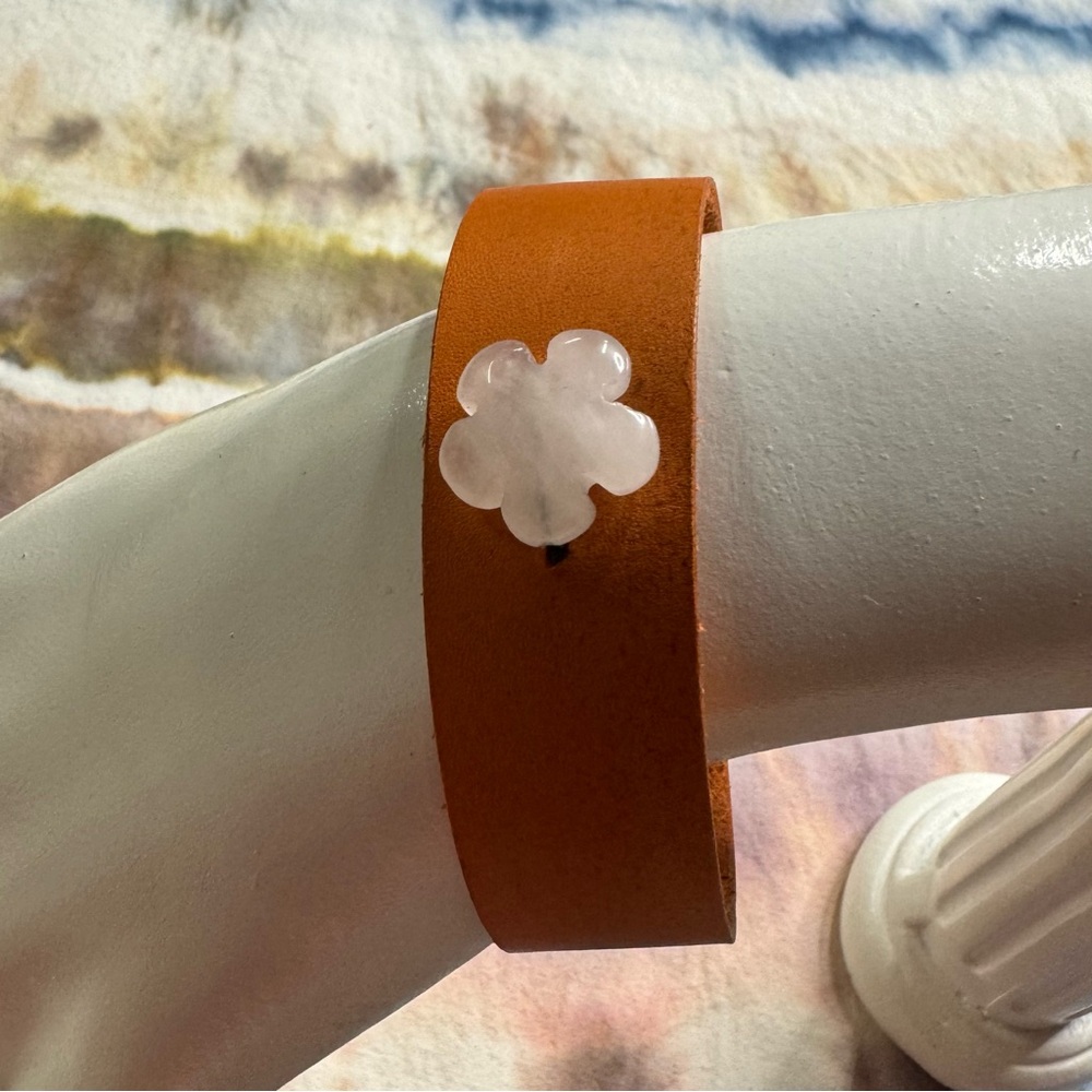 leather bracelet orange with pink natural gemstone carved flower